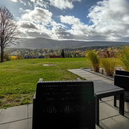 Rentplanet - Izerska Appartamento